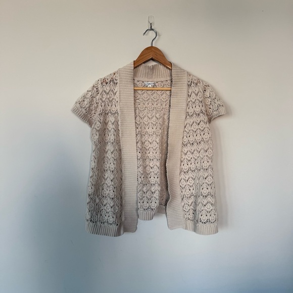 3/$20⚡️ Croft & Barrow Cream Knit Short Sleeve Cardigan Festival Boho Bohemian - Picture 10 of 15